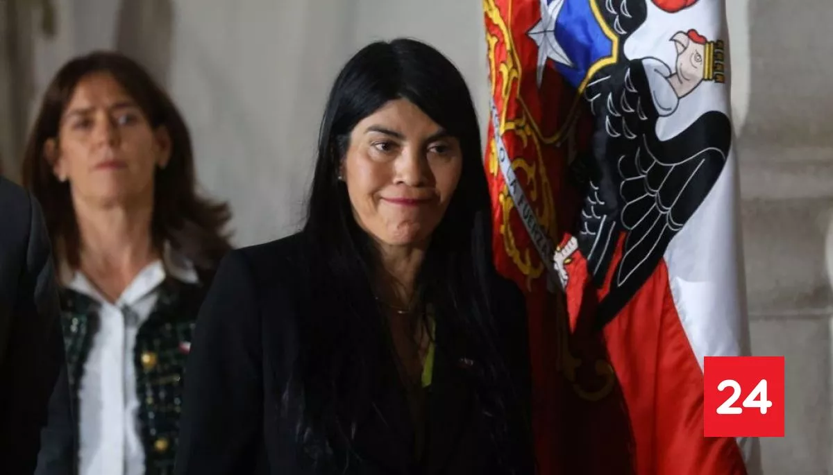 #Nacional 

Ministra Lincolao reconoce que recibió insultos étnicos y pide expulsión de sus agresores en Universidad Austral

Más detalles ⬇