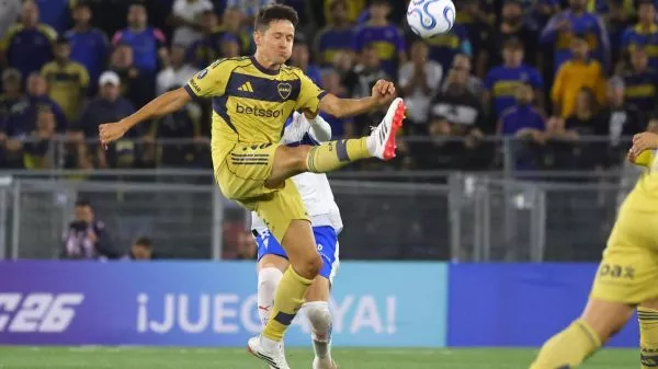 Ander Herrera jugando ante la Universidad Católica