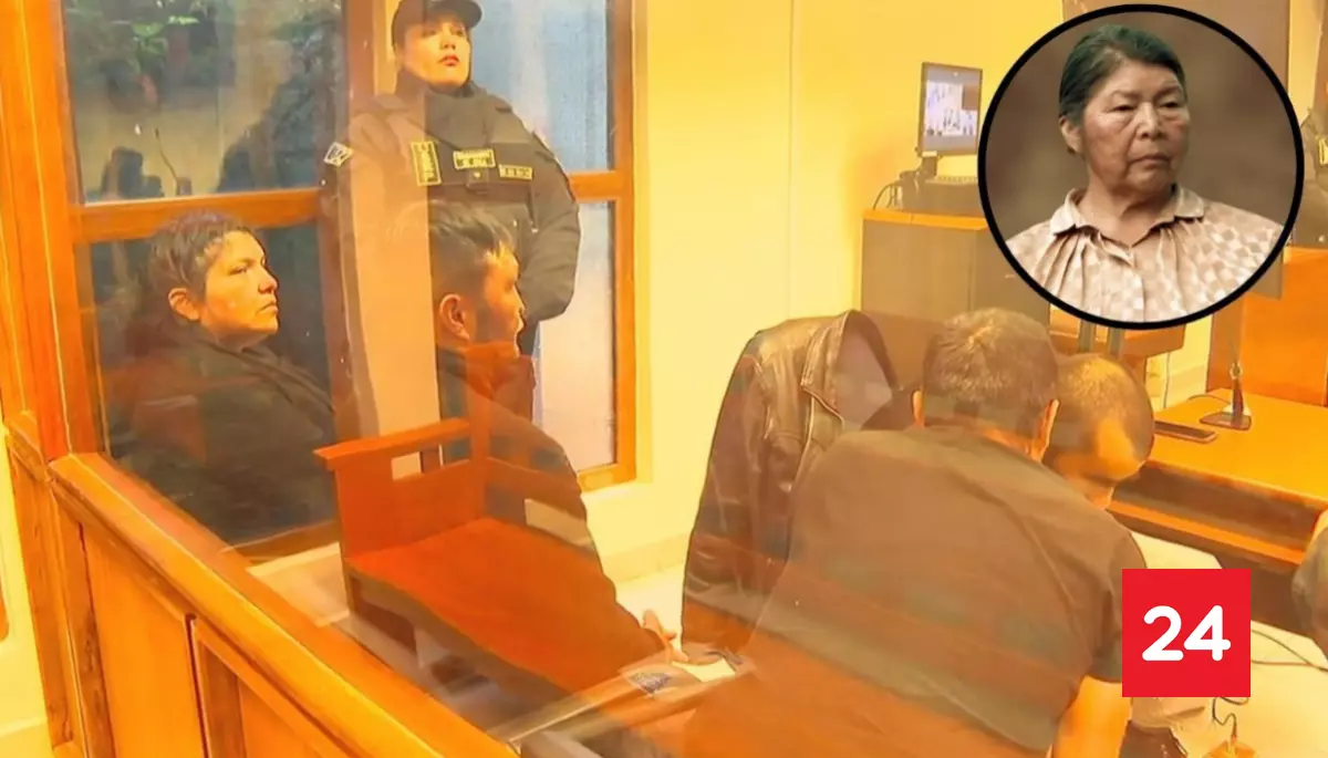 #Regiones 

Mantienen prisión preventiva a hijo de Julia Chuñil, imputado por parricidio y otros 3 delitos 

Más detalles ⬇