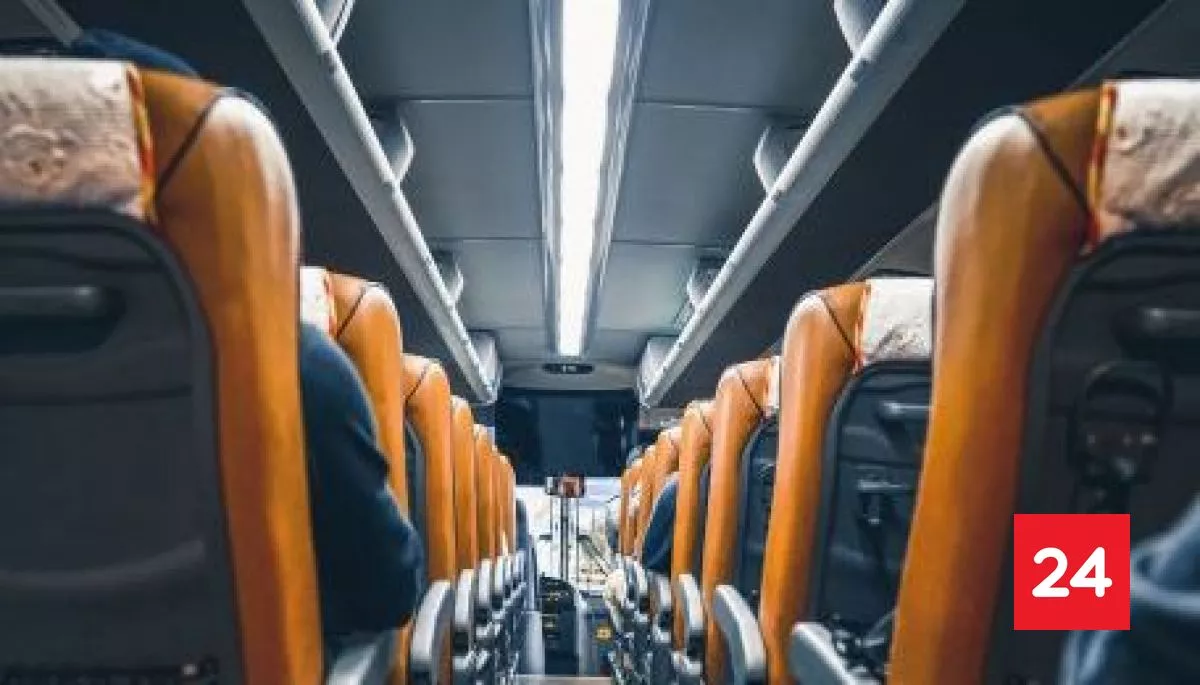 Niño de 4 años murió tras sacar su cabeza por la ventana de un bus en Colombia