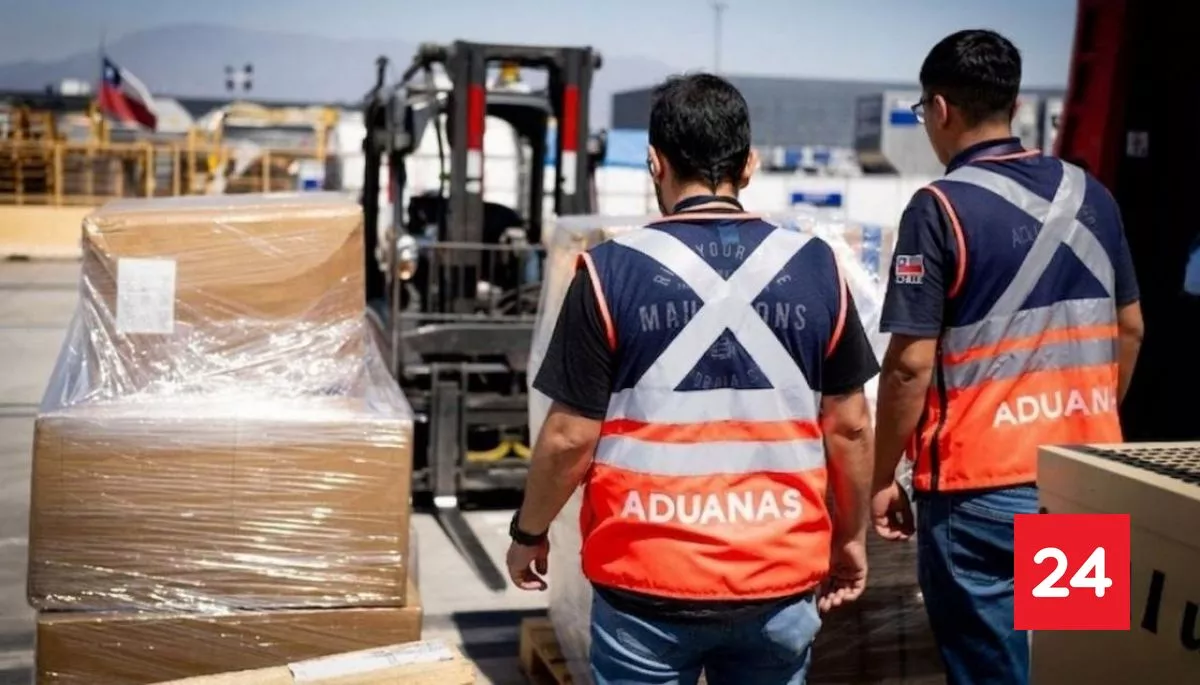 #Nacional 

Aduanas acusa a importadora por contrabando: pide 10 años de cárcel y más de $400 millones de multa

Más detalles ⬇️