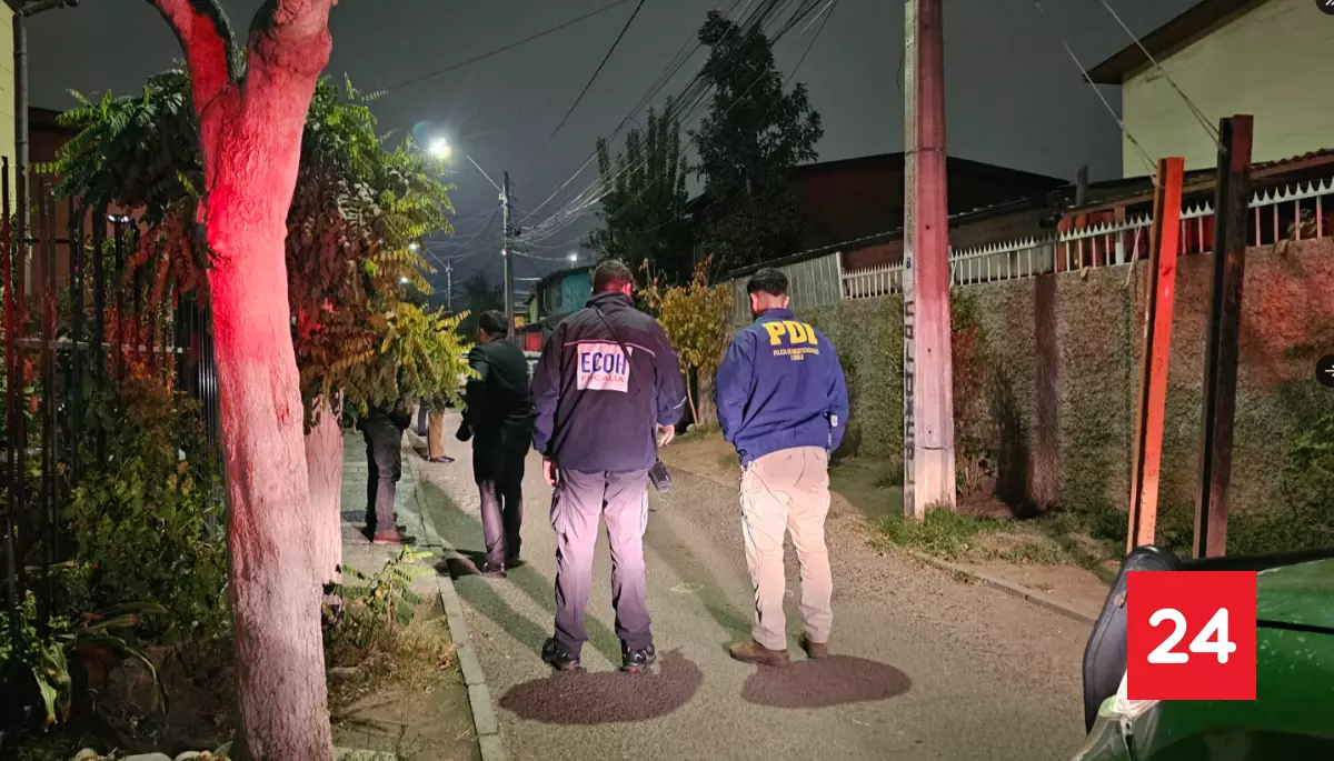 Hombre murió baleado por desconocidos dentro de su auto en Puente Alto: visitaba a sus familiares