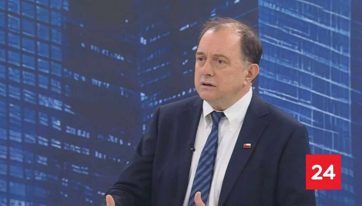 Agresión a ministra Lincolao: Poduje apunta al rector por "comportamiento lamentable" y pide quitar gratuidad a autores