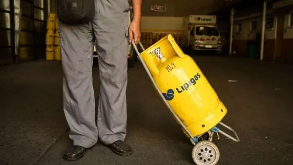 Paine adelanta el programa Invierno Calentito 2026