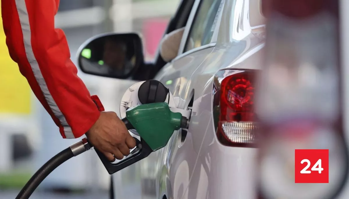Nueva alza de bencinas: ¿Cuánto podrían subir los combustibles este jueves?