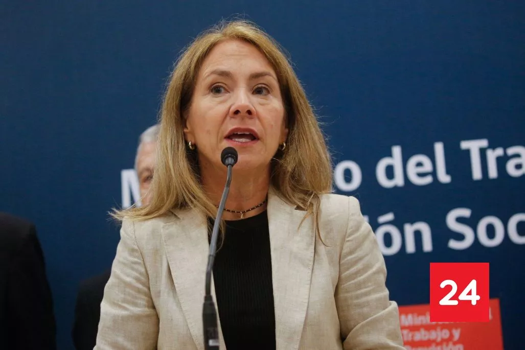 #Nacional 

CPC y Plan de Reconstrucción anunciado por Pdte. Kast: “Están en línea con la necesidad de reactivar la economía” 

Más detalles ⬇️