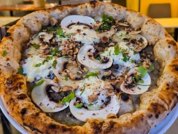 Las 7 pizzerías chilenas seleccionadas entre las mejores de Latinoamérica