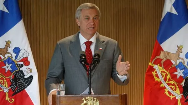 Presidente José Antonio Kast en un punto de prensa