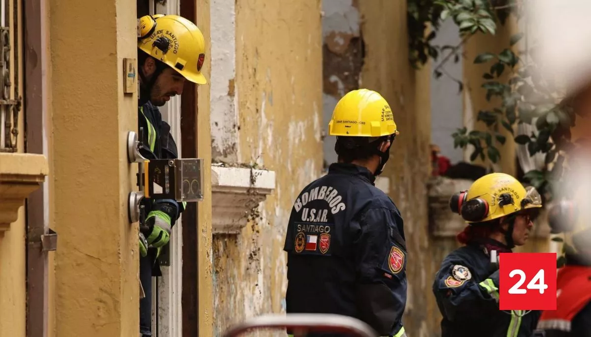Bomberos confirman el hallazgo de segundo cuerpo en casona incendiada en Santiago Centro