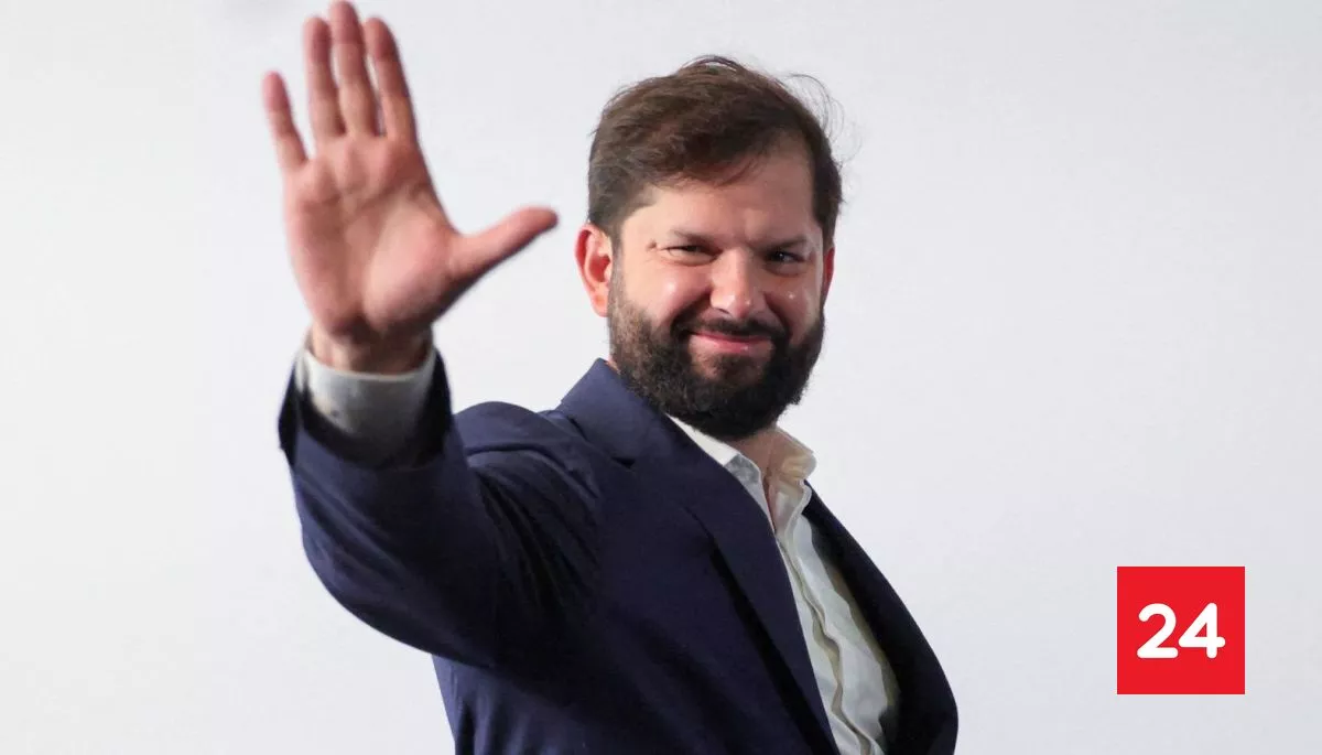 "No queremos generar miedo, queremos generar propuestas": Expresidente Boric llama a cuidar la democracia