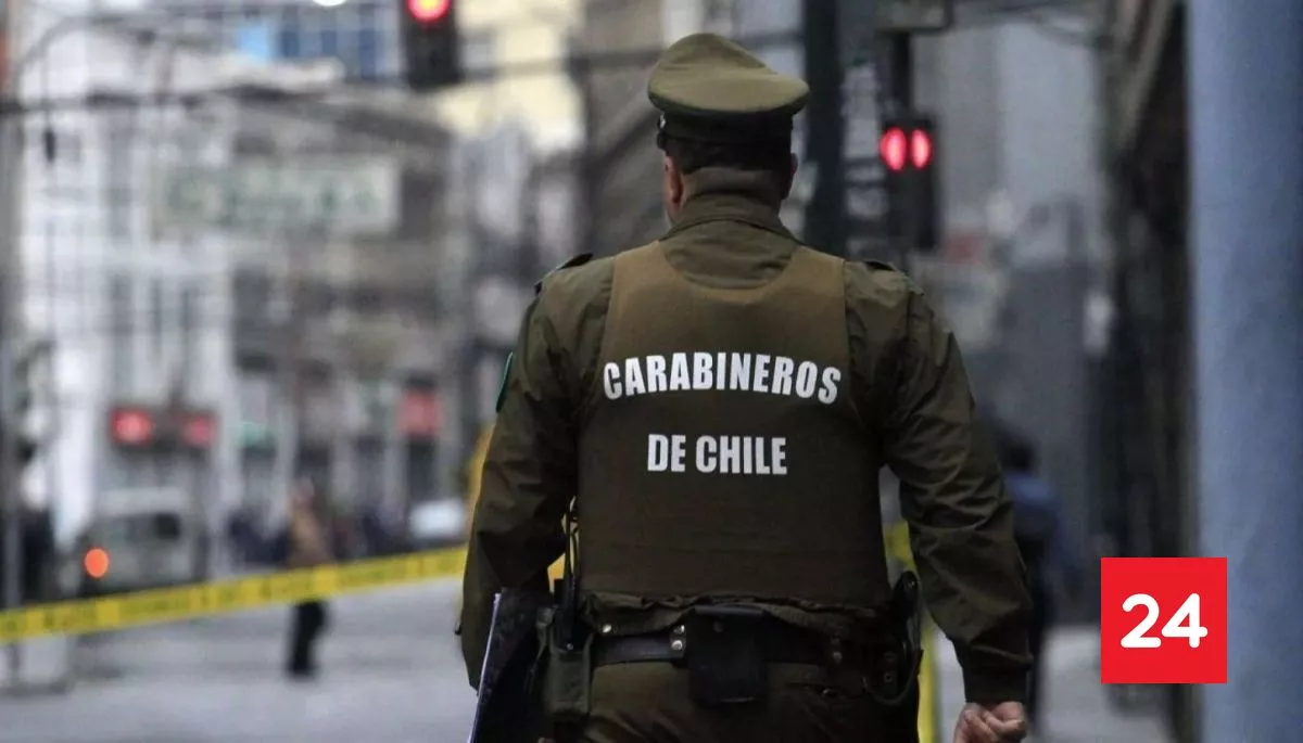 Carabineros informó "investigación interna" tras muerte de hombre al interior de subcomisaría en Peñalolén