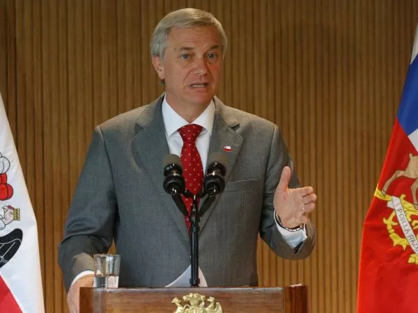 Presidente José Antonio Kast en un punto de prensa