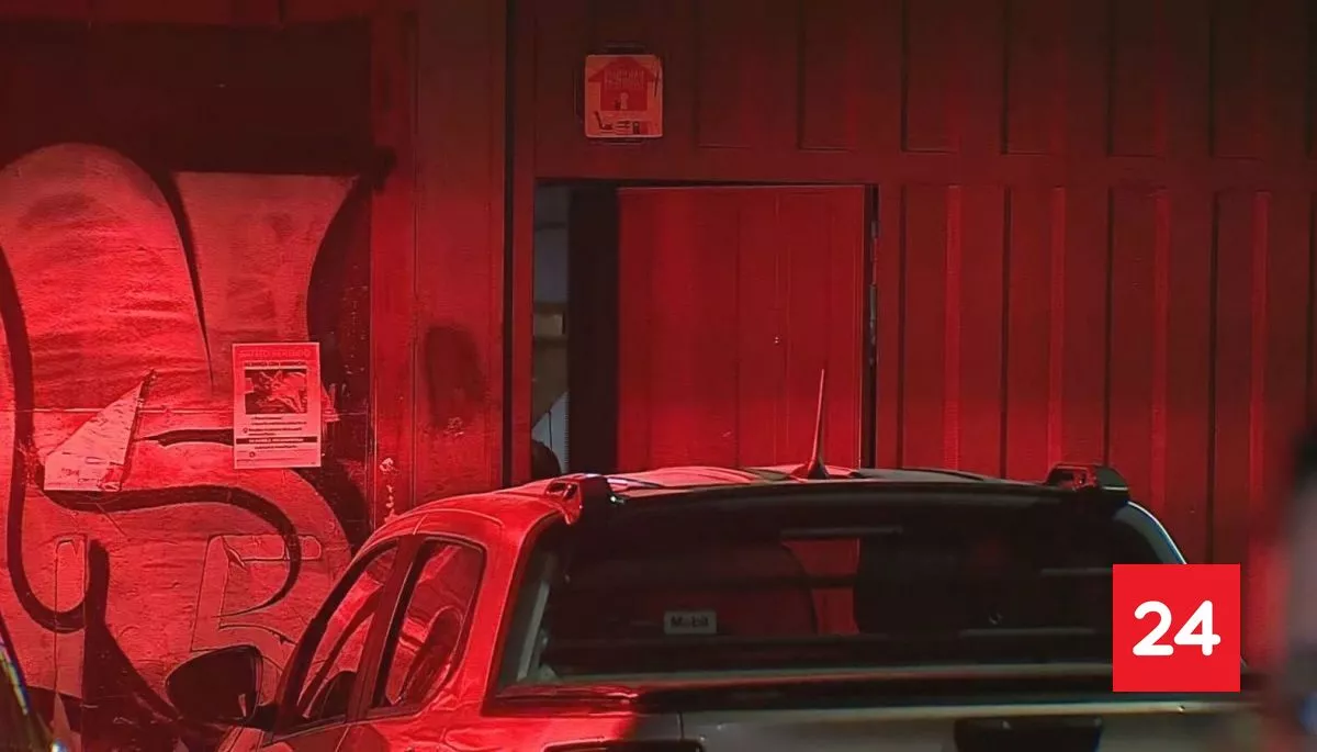 Dueño de taller mecánico abatió y dio muerte a hombre tras riña en Cerro Navia