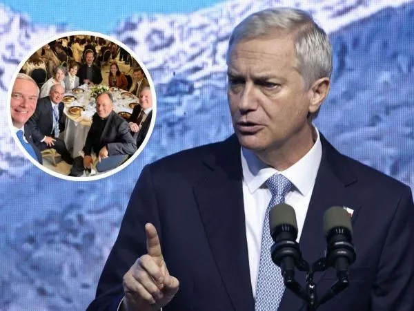 Kast bromea con polémico almuerzo en La Moneda