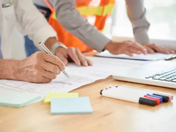 Trabajadores. Foto referencial 40 horas