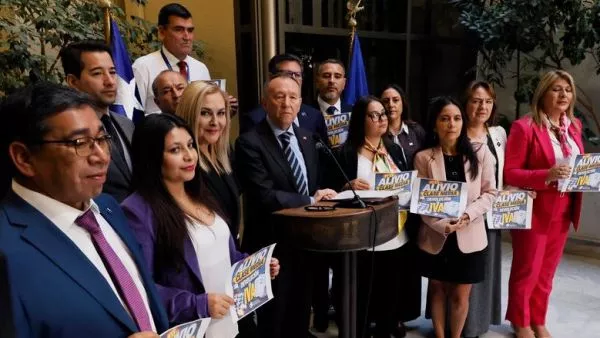 Gobierno asegura aprobación en general tras acuerdo con el PDG
