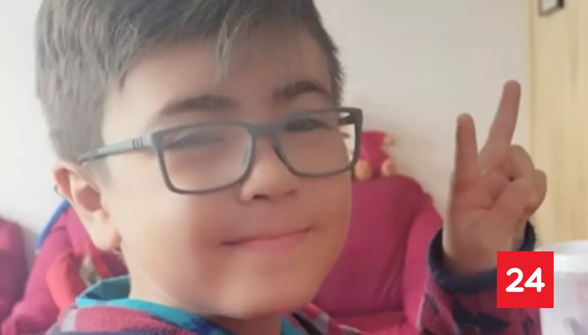 Familia denuncia que niño murió tras comer hamburguesa en local de comida rápida en Curanilahue