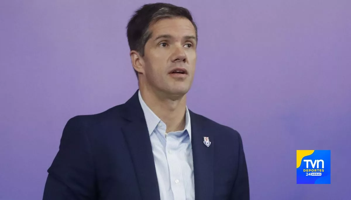 Remezón en la U: Michael Clark anunció su renuncia como presidente de Azul Azul