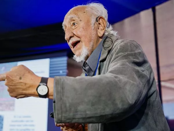 Lautaro Núñez, Wendoline Yáñez y Calogero Santoro en Puerto de Ideas.