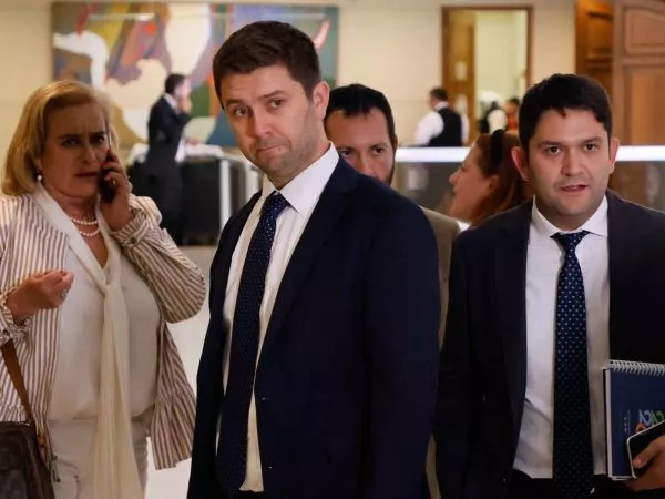 Flor Weisse y Jaime Coloma en el Congreso