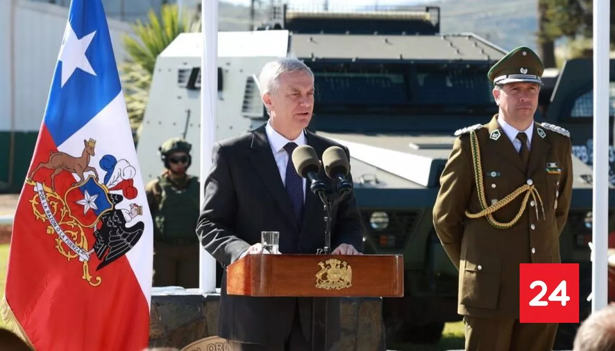 #Nacional 

Presidente Kast y autoridades de Gobierno participan en homenajes por Día del Carabinero 

Más detalles ⬇