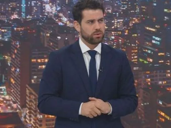 Senador Ibáñez llama proyecto “ultraideológico” a megarreforma del Gobierno