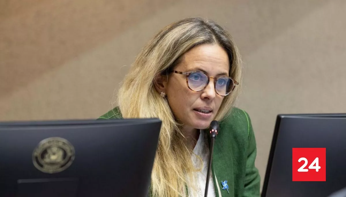 "Héroes del 2019": Vanessa Kaiser llama a presionar indultos a carabineros condenados por estallido social