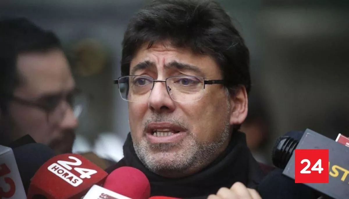 #Política 

Daniel Jadue incumple medida cautelar y no se presenta a firma semanal en Carabineros

Más detalles ⬇