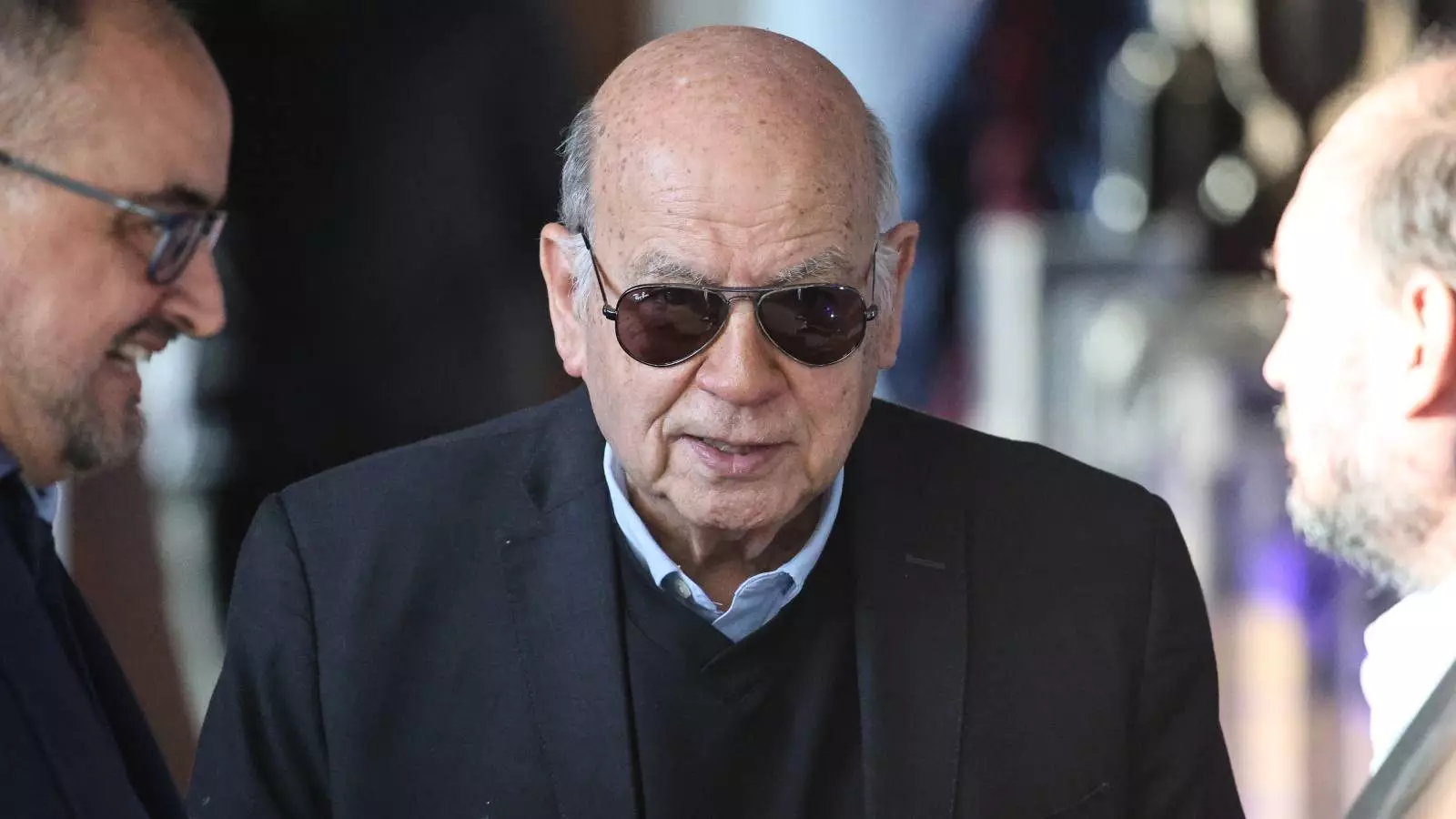 José Miguel Insulza en la junta de accionistas de Azul Azul