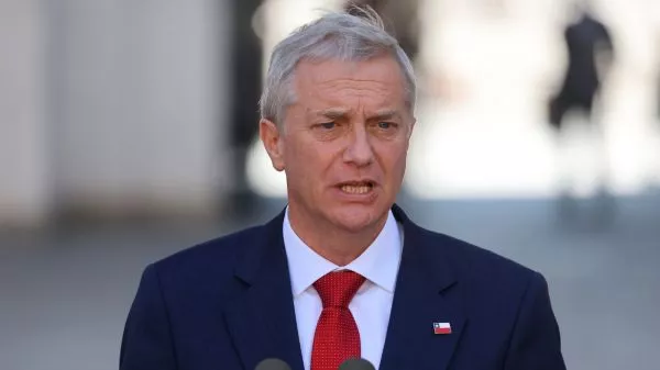 Presidente José Antonio Kast en un punto de prensa