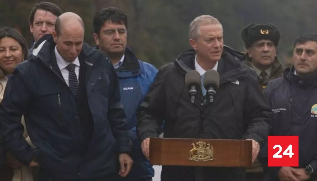 #Nacional 

Presidente Kast y dictamen contralor por ‘Estado en quiebra’: “El responsable último soy yo”

Más detalles ⬇