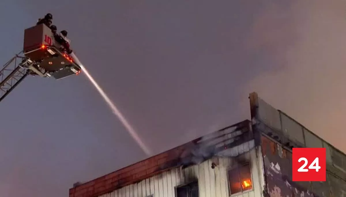 Incendio estructural en sector centro de Valparaíso