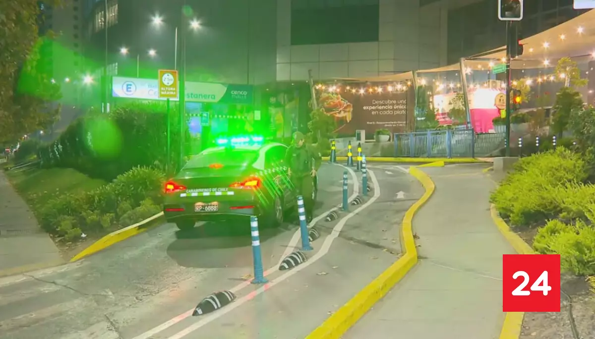 Robo en Costanera Center: delincuentes ingresan a tienda Trek tras forado en muralla
