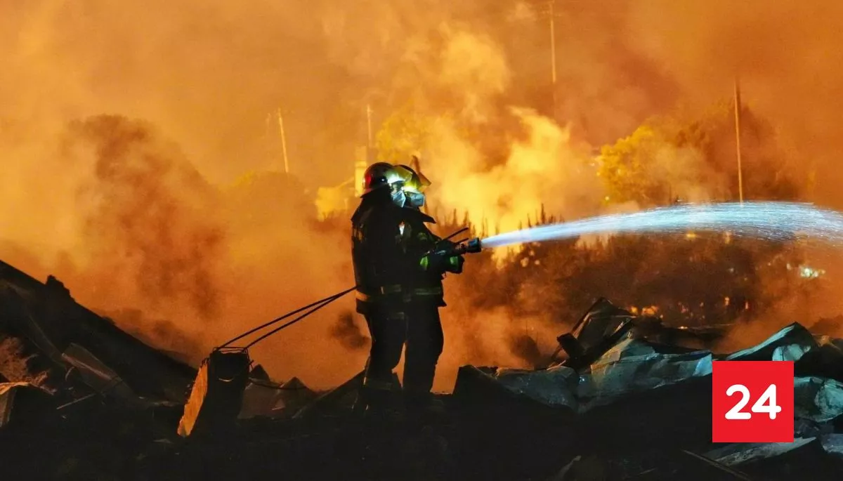 Al menos 21 personas fallecidas tras explosión en fábrica de fuegos artificiales en China