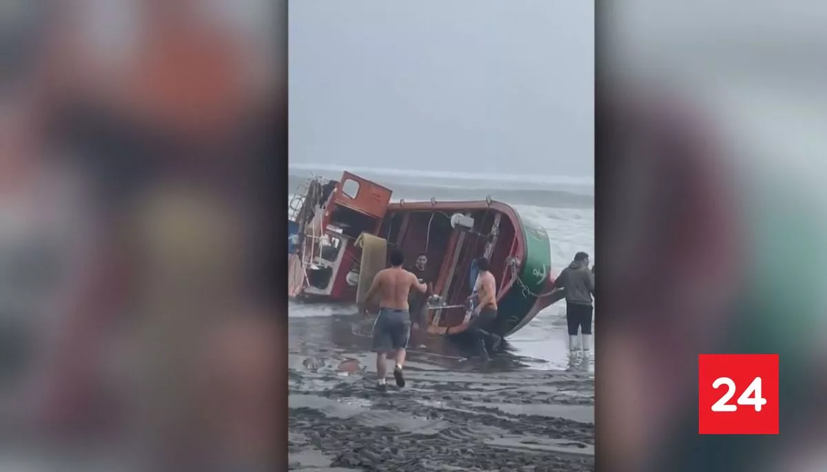 #Regiones  

Dos pescadores muertos y uno desaparecido tras naufragio de embarcación en Vichuquén

Más detalles⬇️