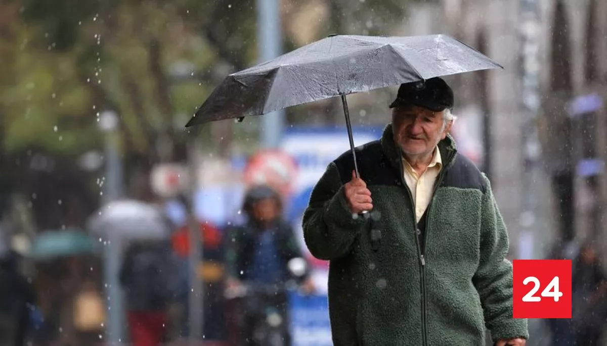 ⛅ #TVTiempo  

A qué hora será el peak de lluvia en Santiago: se espera el doble pronosticado 

Más detalles⬇️