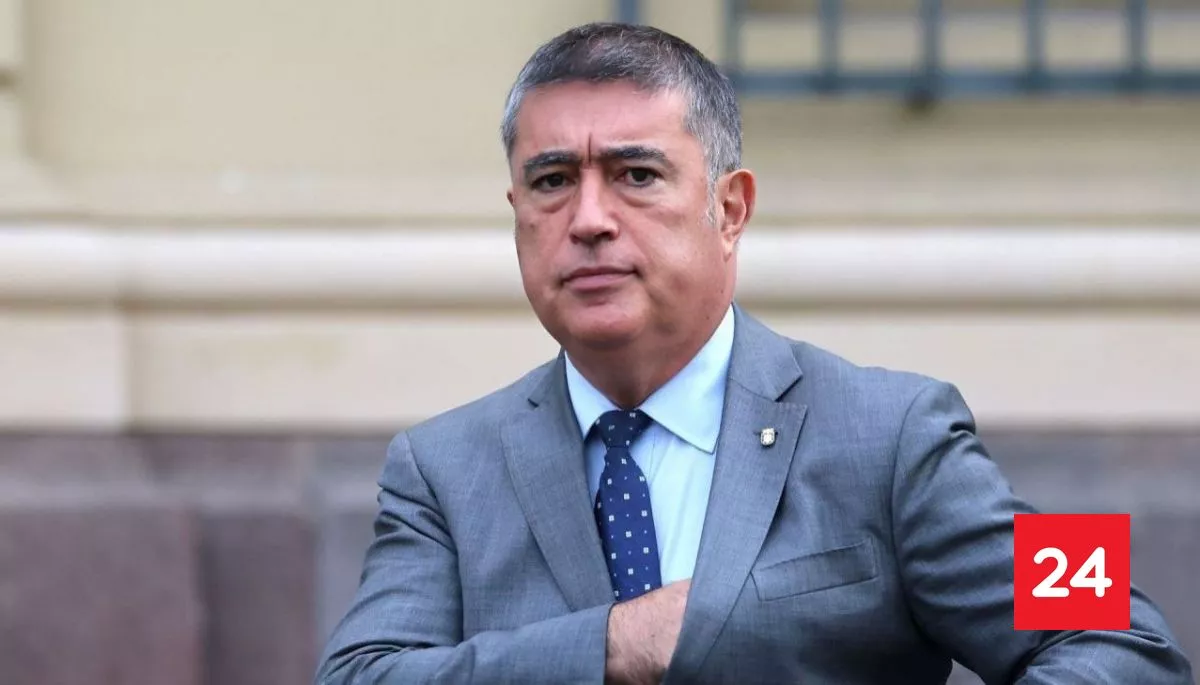Desbordes critica a ministro Rabat por ampliación de Santiago 1: "No desinforme a la ciudadanía"