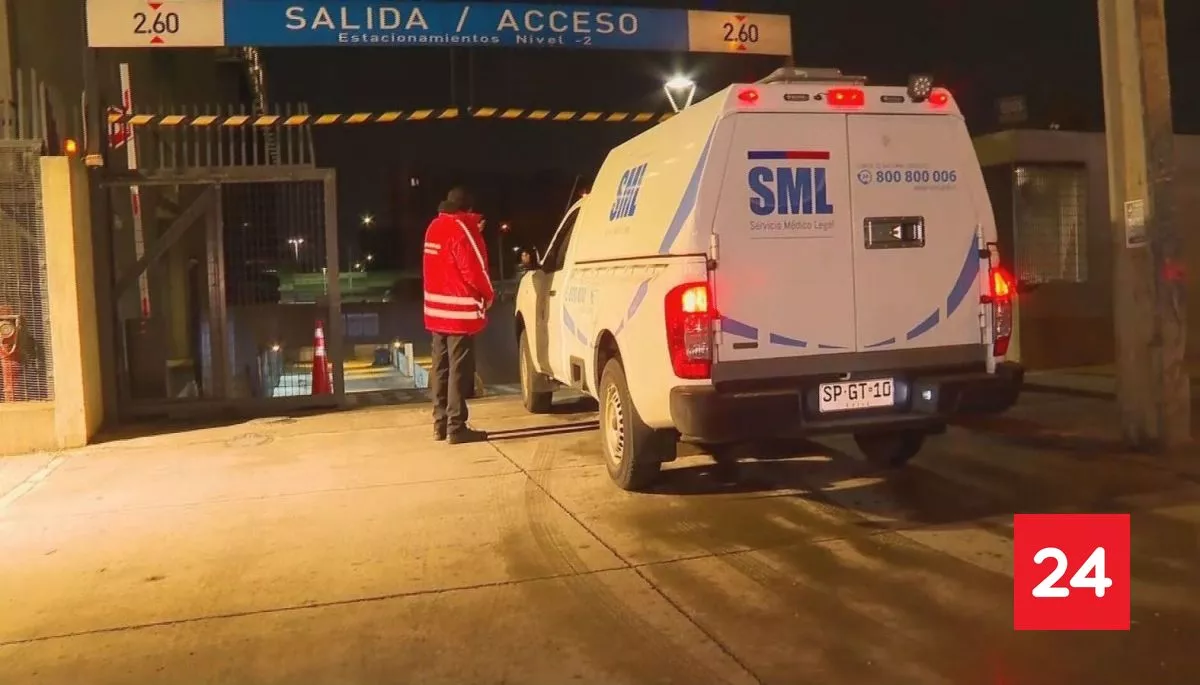 #Nacional 

Alumno de 21 años falleció electrocutado en sede La Granja de Inacap 

Más detalles⬇️