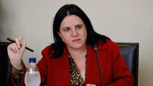 Ministra de Seguridad Trinidad Steinert