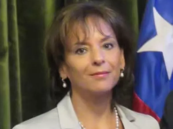 Quién es la exministra de la Corte de Apelaciones que chocó contra cafetería en La Reina
