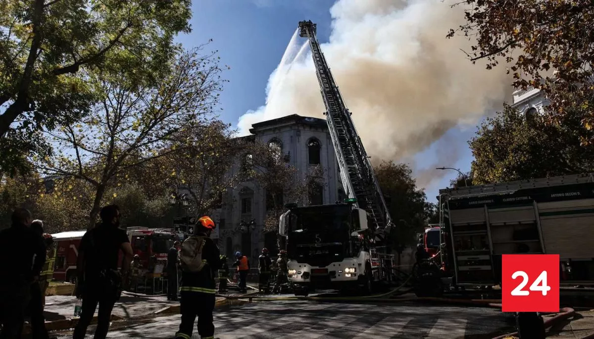 #Nacional 

Gran incendio afecta  a casona vinculada a la UDP en pleno Barrio República

Más detalles ⬇