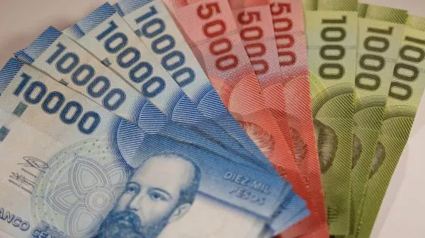 Billetes de distinta denominación