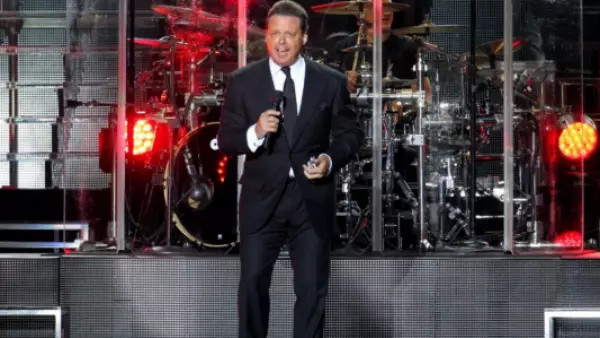 luis miguel internado