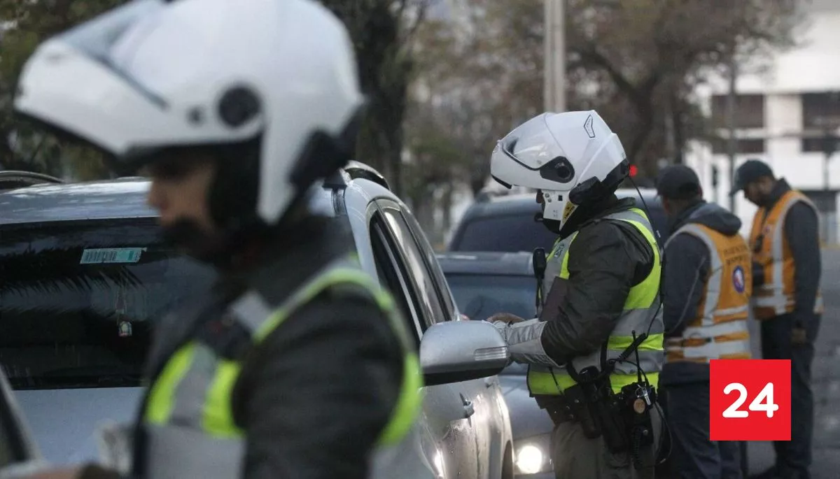 Restricción vehicular: revisa las patentes que no podrán circular este martes 19 de mayo