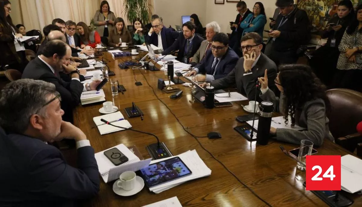 Comisión de Trabajo de la Cámara despacha megarreforma del Gobierno