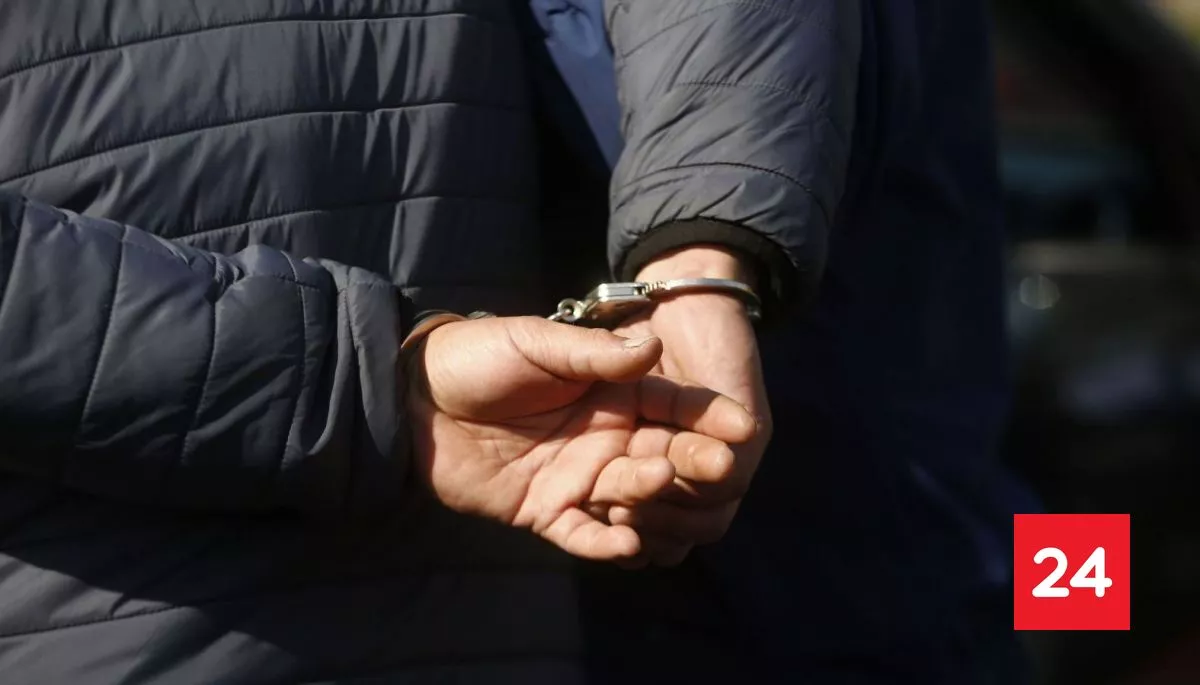 Profesor fue detenido durante clase en San Vicente de Tagua Tagua: era investigado por tráfico de drogas