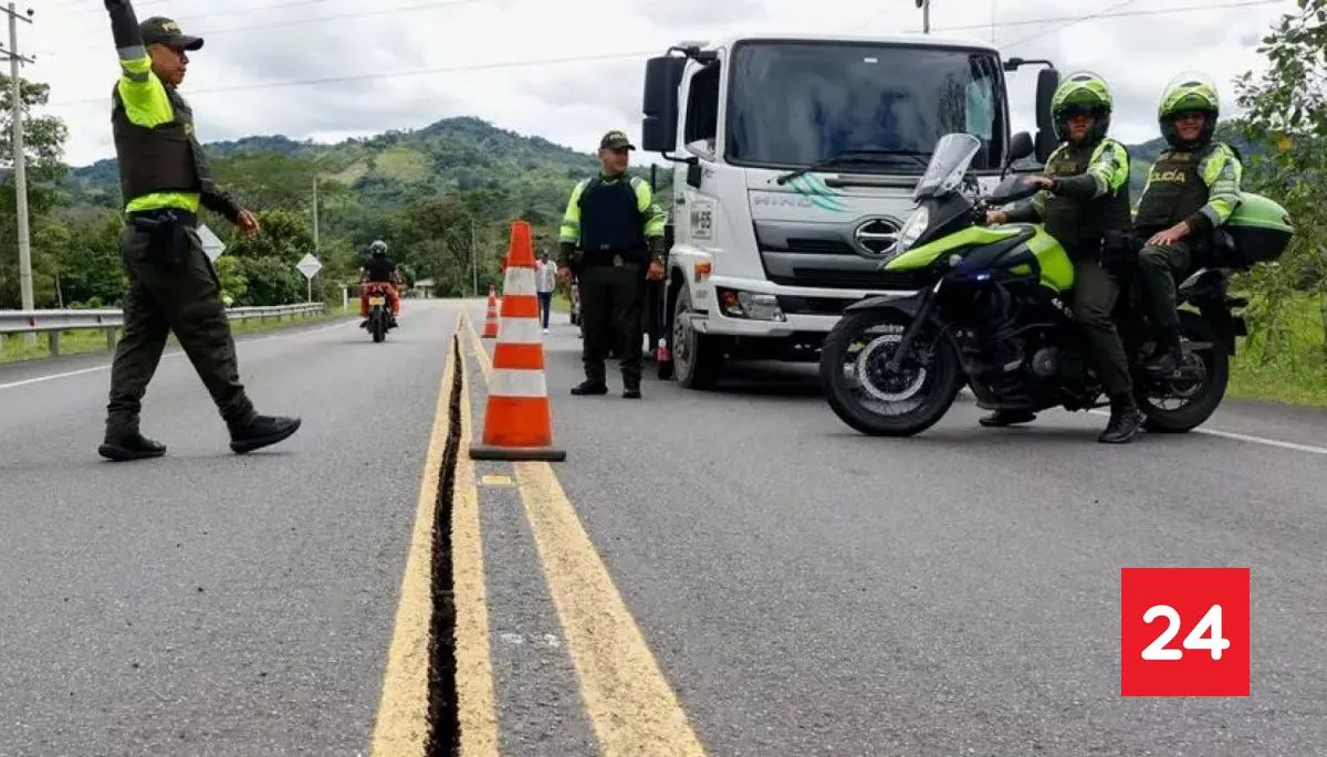 Atentan a tiros contra un senador en Colombia