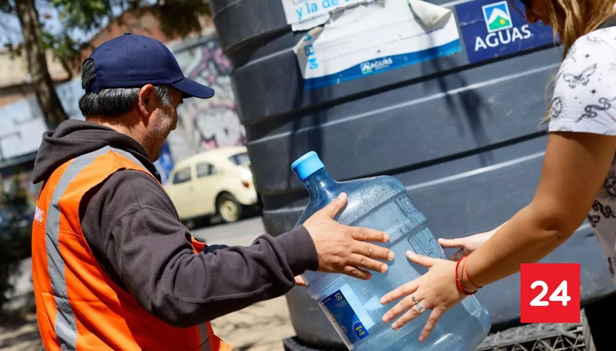 ❗️#TeSirve

Corte de agua en Santiago: dónde estarán los 72 puntos de abastecimiento

Más detalles ⬇️