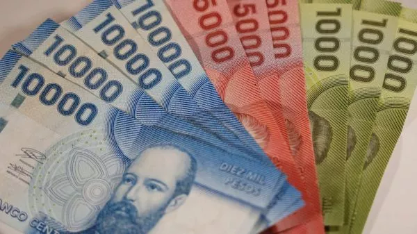 Billetes de distinta denominación