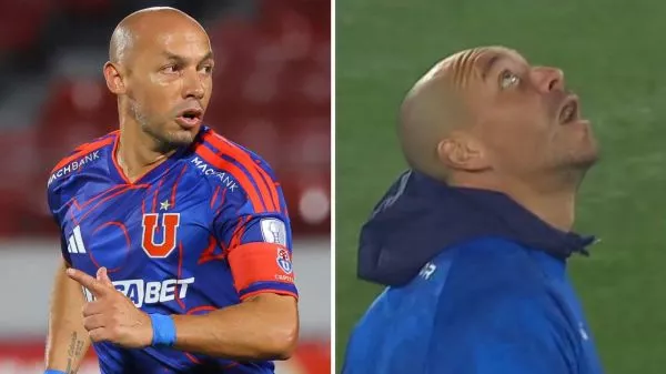 Marcelo Díaz jugando por la Universidad de Chile y Darío Melo dominando el balón
